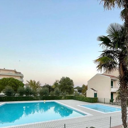 Apartment Caorle De Lux Swimming Pool, Parking, Garden Dış mekan fotoğraf