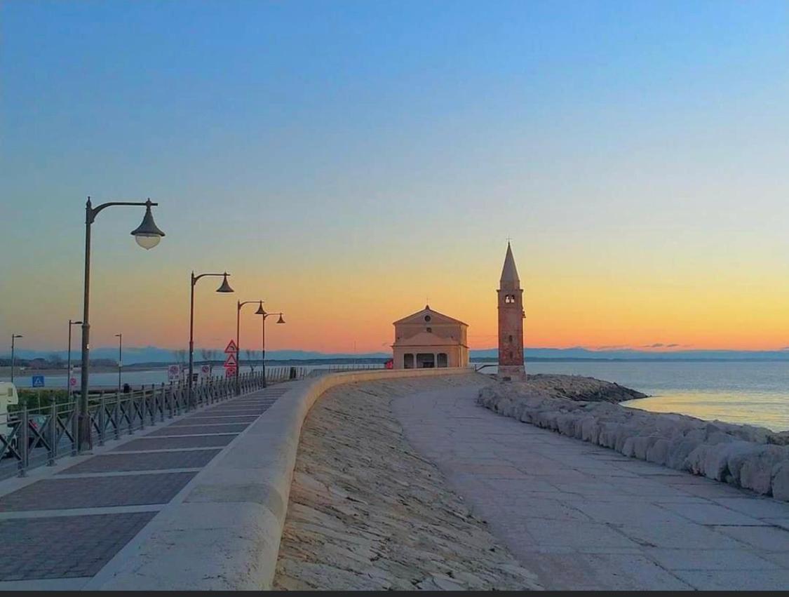 Apartment Caorle De Lux Swimming Pool, Parking, Garden Dış mekan fotoğraf