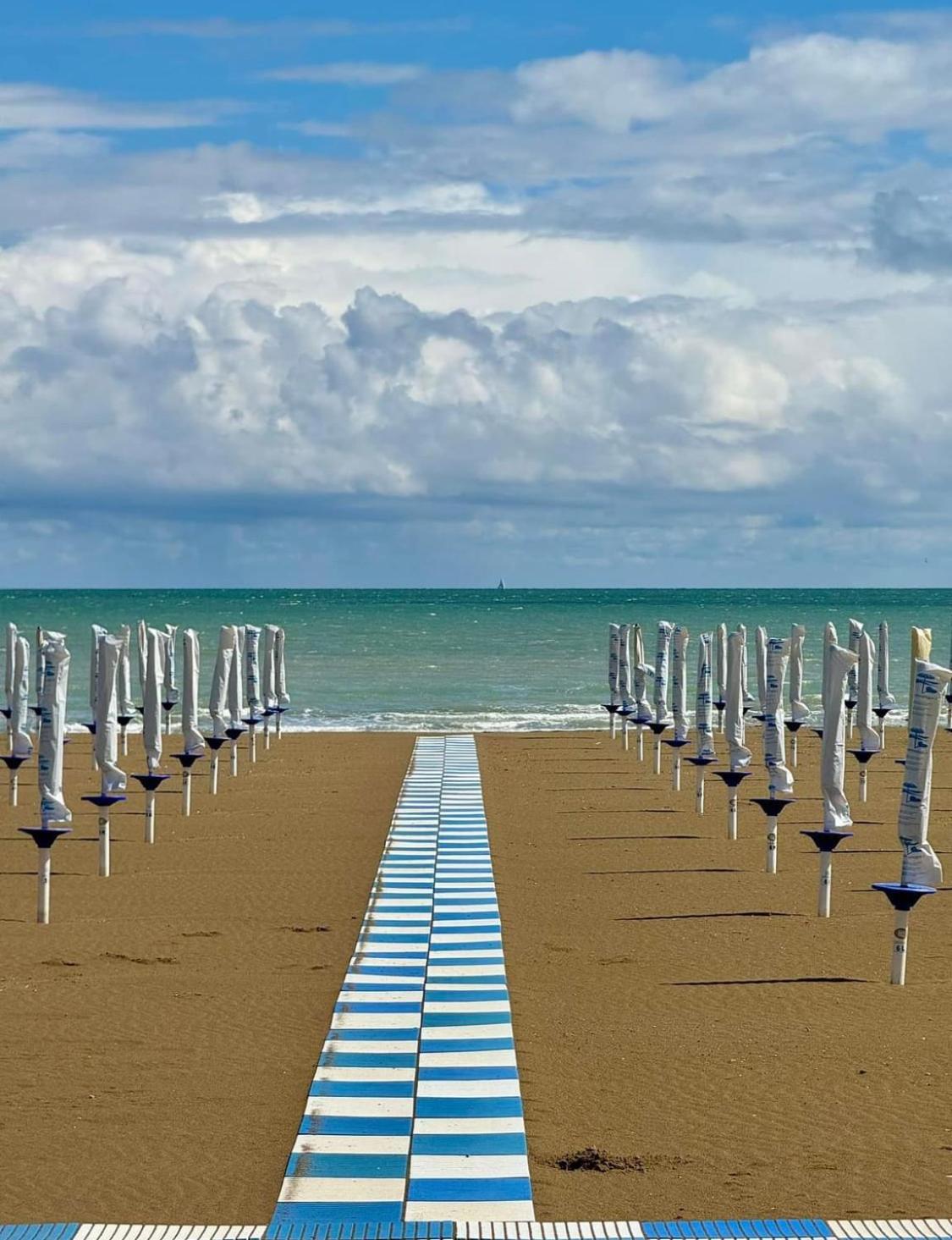 Apartment Caorle De Lux Swimming Pool, Parking, Garden Dış mekan fotoğraf